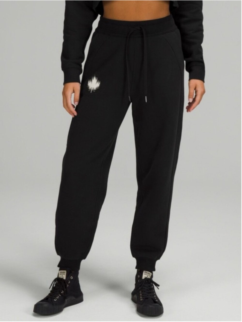 Lululemon Team Canada Relaxed High-Rise Fleece Joggers COC Logo Black Size 2